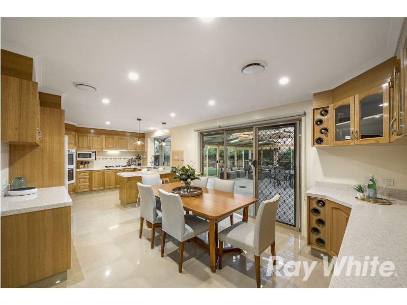 17 Cunningham Close, Aspendale Gardens VIC 3195