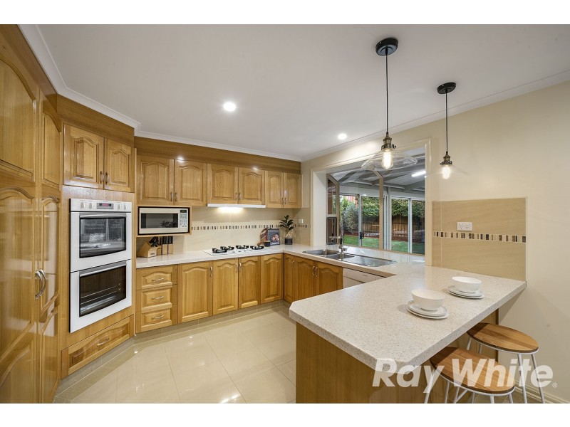 17 Cunningham Close, Aspendale Gardens VIC 3195