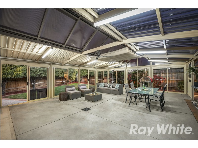 17 Cunningham Close, Aspendale Gardens VIC 3195