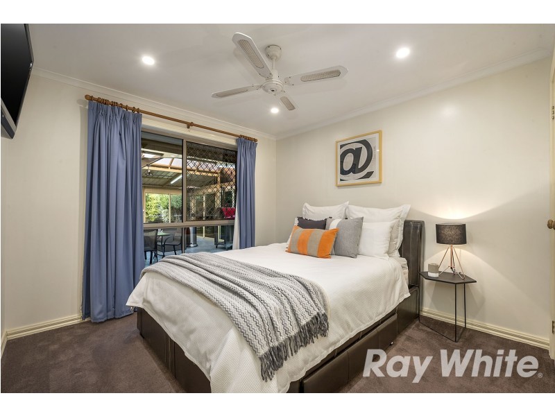 17 Cunningham Close, Aspendale Gardens VIC 3195