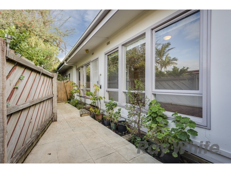 4/42 Barkly Street, Mordialloc VIC 3195