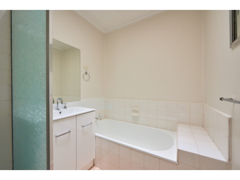 6 Eurythmic Street, Mordialloc VIC 3195
