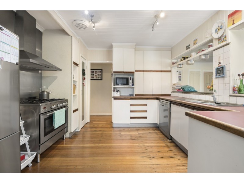 19 Chelsea Park Drive, Chelsea Heights VIC 3196