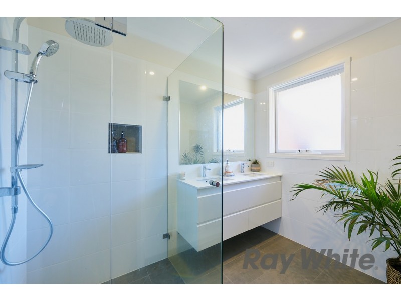 2/22 Ella Grove, Chelsea VIC 3196