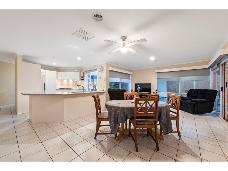 3 Rochelle Court, Aspendale Gardens VIC 3195