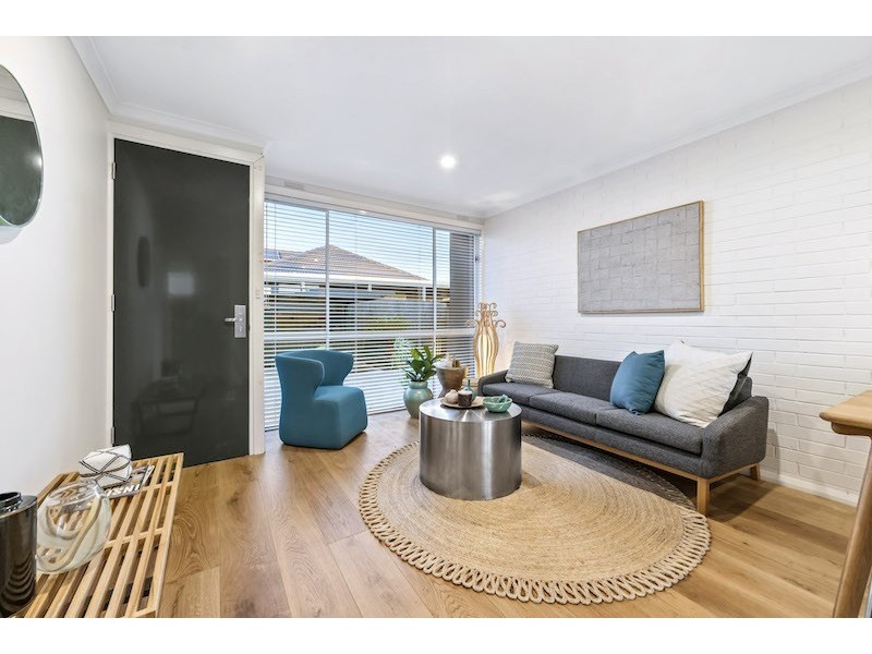 2/2 Ashmore Avenue, Mordialloc VIC 3195