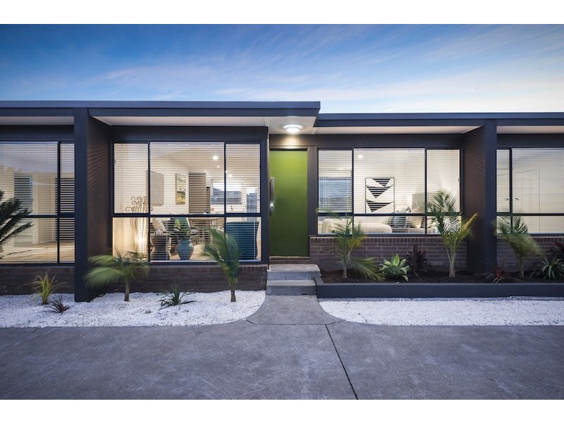 2/2 Ashmore Avenue, Mordialloc VIC 3195