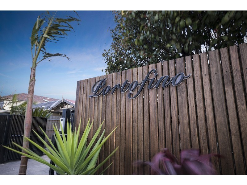 2/2 Ashmore Avenue, Mordialloc VIC 3195