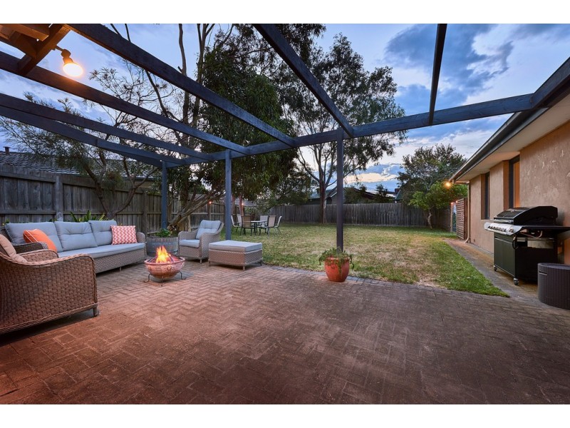 7 Saxil Court, Seaford VIC 3198