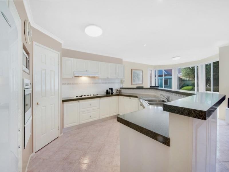 10 Harbour Drive, Patterson Lakes VIC 3197
