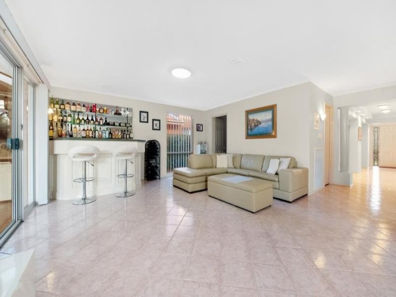10 Harbour Drive, Patterson Lakes VIC 3197