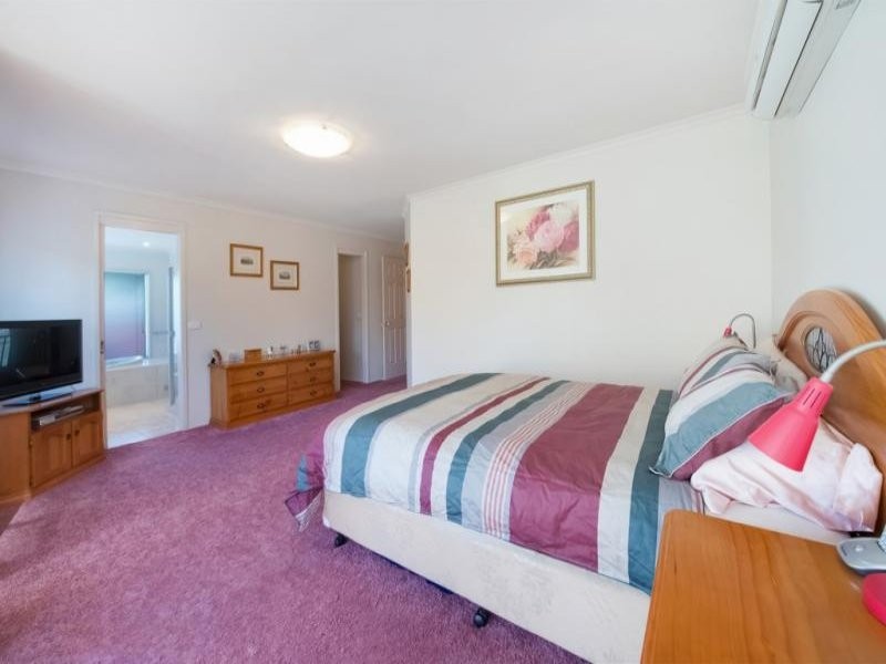 10 Harbour Drive, Patterson Lakes VIC 3197