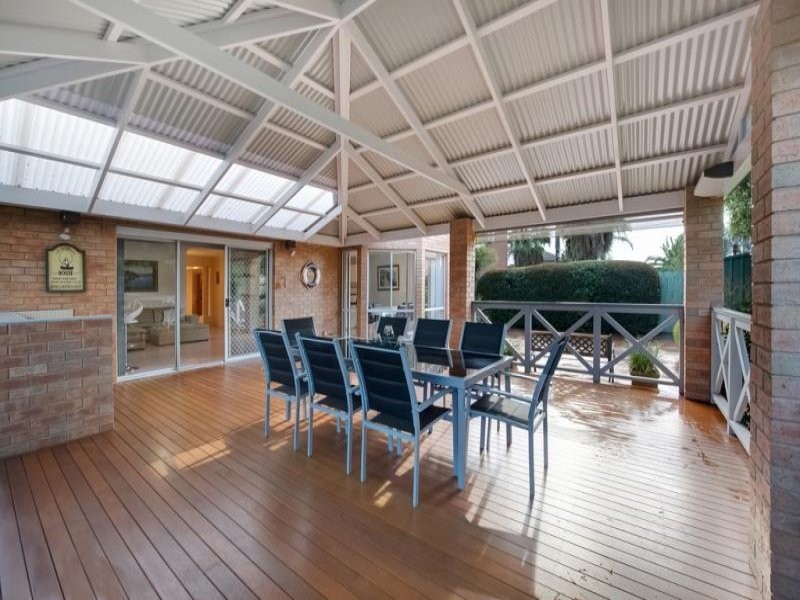 10 Harbour Drive, Patterson Lakes VIC 3197