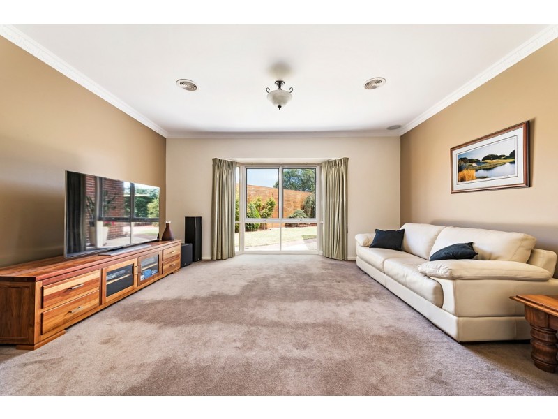 4 June Place, Aspendale Gardens VIC 3195