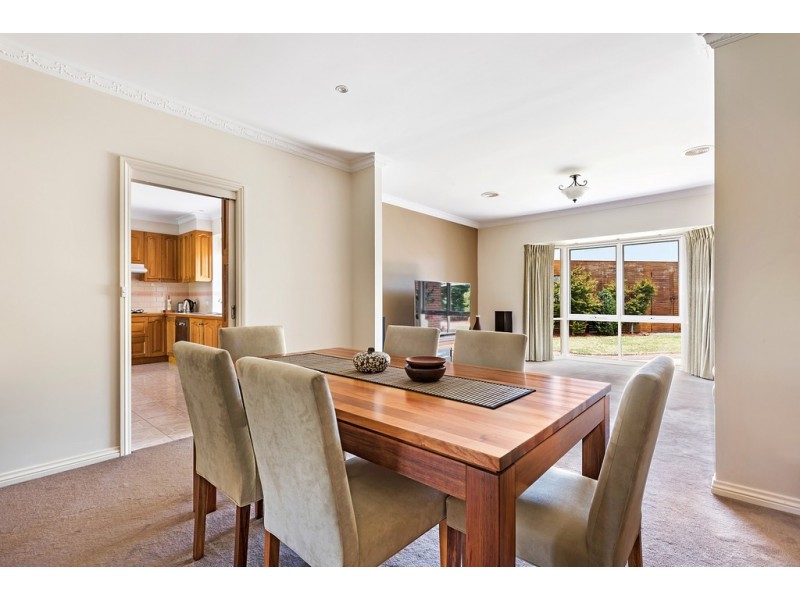 4 June Place, Aspendale Gardens VIC 3195
