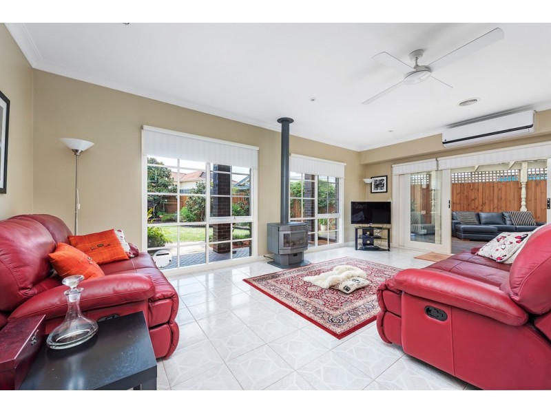 4 June Place, Aspendale Gardens VIC 3195