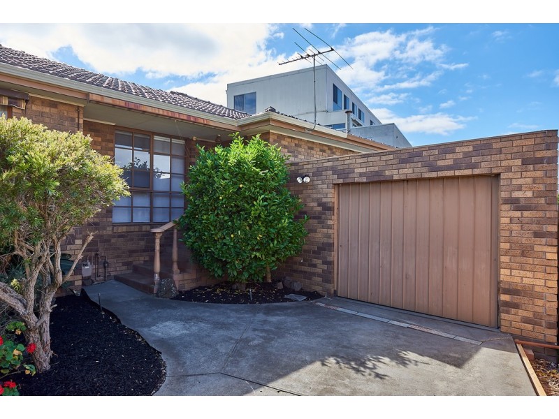 3/10 Epsom Road, Mordialloc VIC 3195