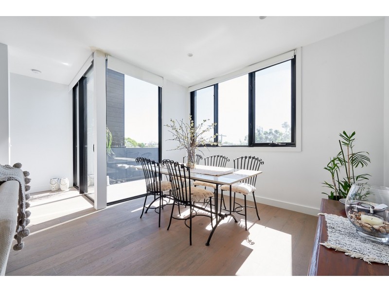 16b Park Street, Mordialloc VIC 3195