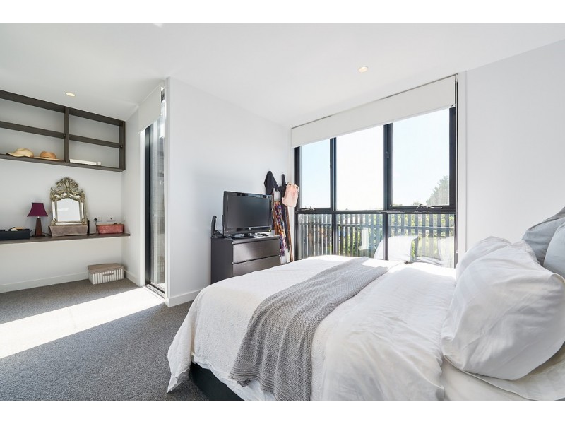 16b Park Street, Mordialloc VIC 3195