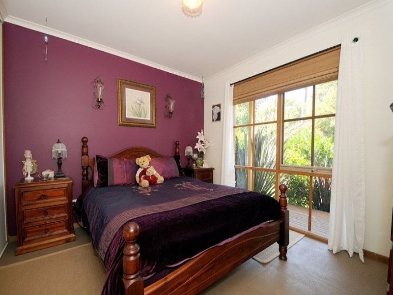 2A Third Avenue, Chelsea Heights VIC 3196