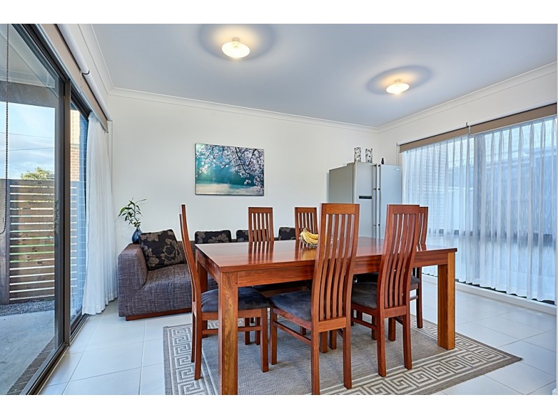 17 Albert Street, Mordialloc VIC 3195