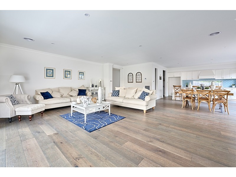 42 Bear Street, Mordialloc VIC 3195