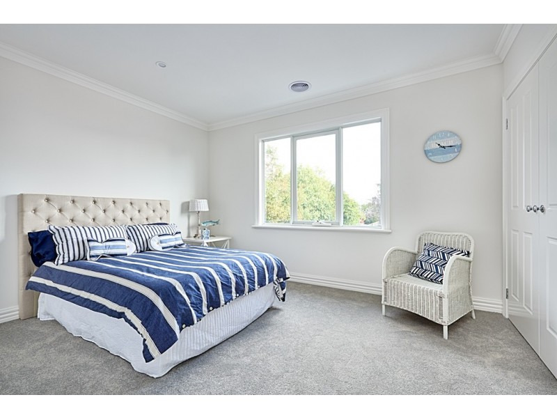 42 Bear Street, Mordialloc VIC 3195