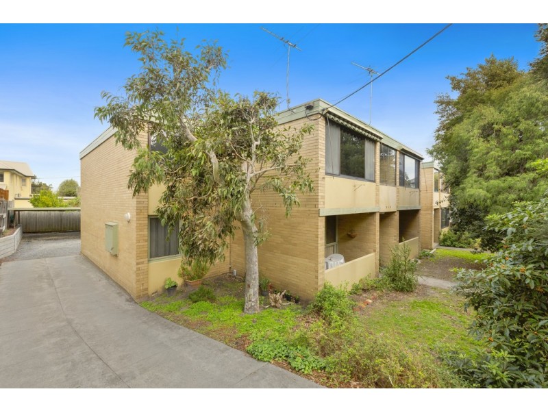 2/6-8 High Street, Mordialloc VIC 3195