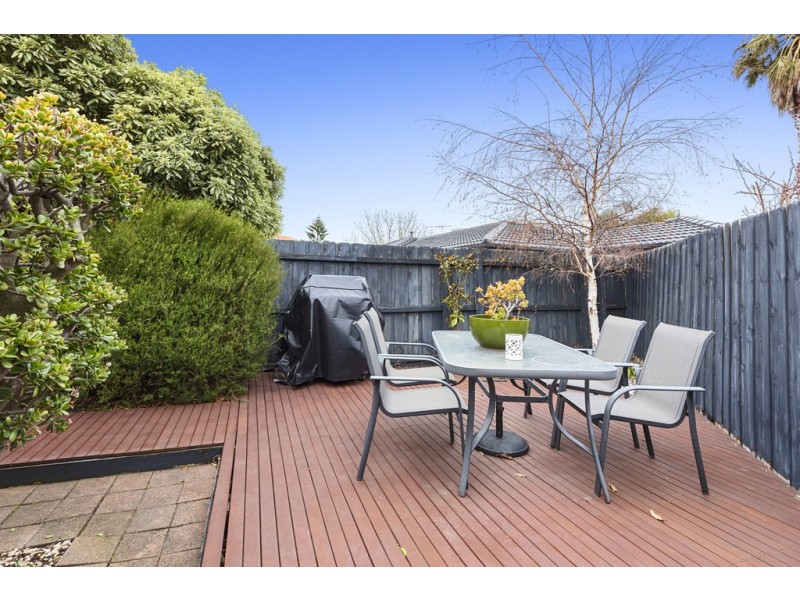 3/8 Edith Street, Mordialloc VIC 3195