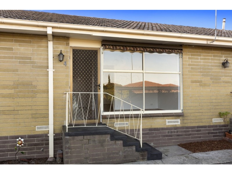 4/2 Woods Avenue, Mordialloc VIC 3195