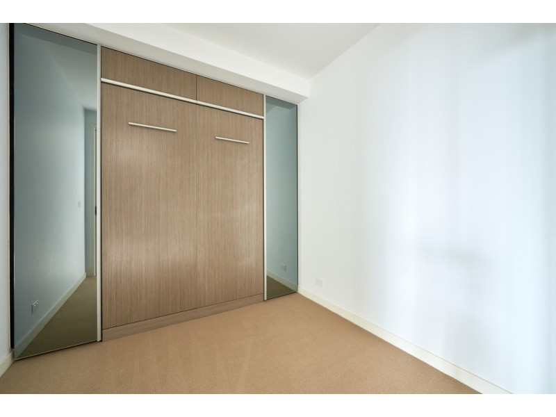 1504/50 Albert Road, South Melbourne VIC 3205