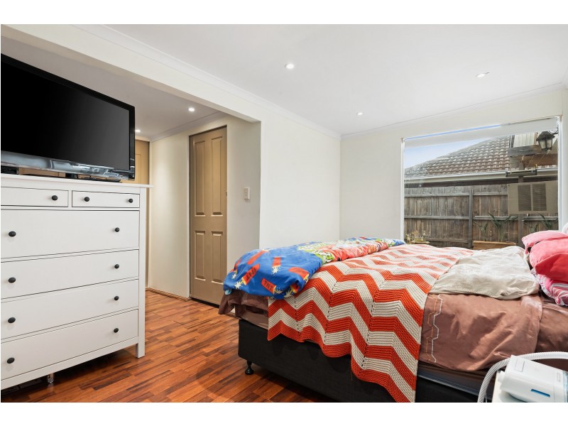 1/11 Crown Avenue, Mordialloc VIC 3195