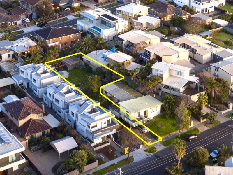 2/13 Bay Street, Parkdale VIC 3195