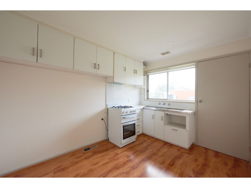 4/79 Hammond Road, Dandenong VIC 3175