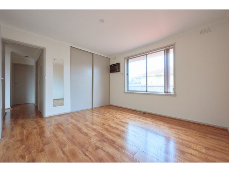 4/79 Hammond Road, Dandenong VIC 3175