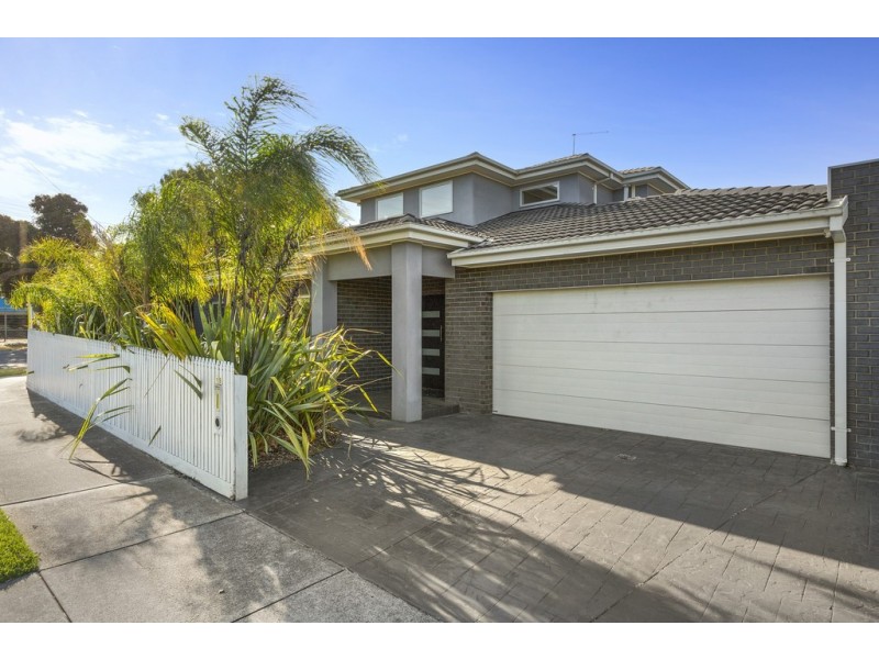 15 Albert Street, Mordialloc VIC 3195