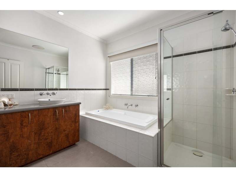 15 Albert Street, Mordialloc VIC 3195