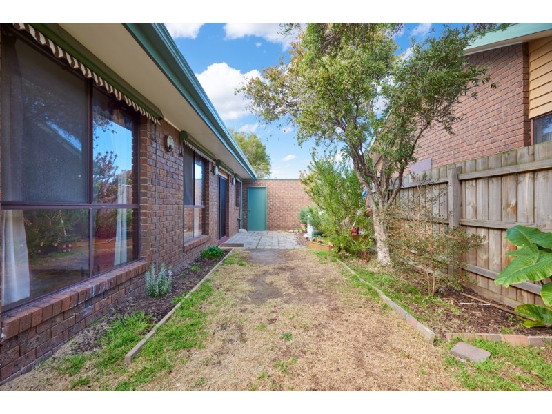 6 Woodland Drive, Cheltenham VIC 3192