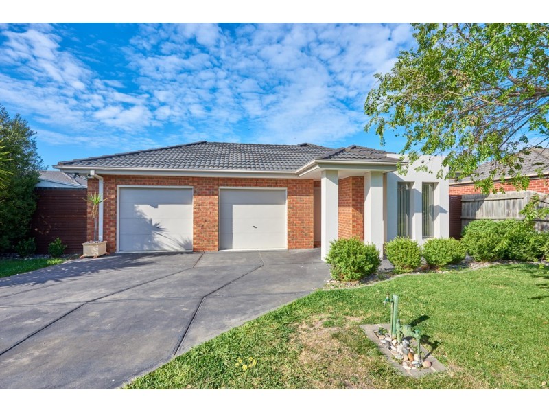 23 Hanrahan Wynd, Lynbrook VIC 3975