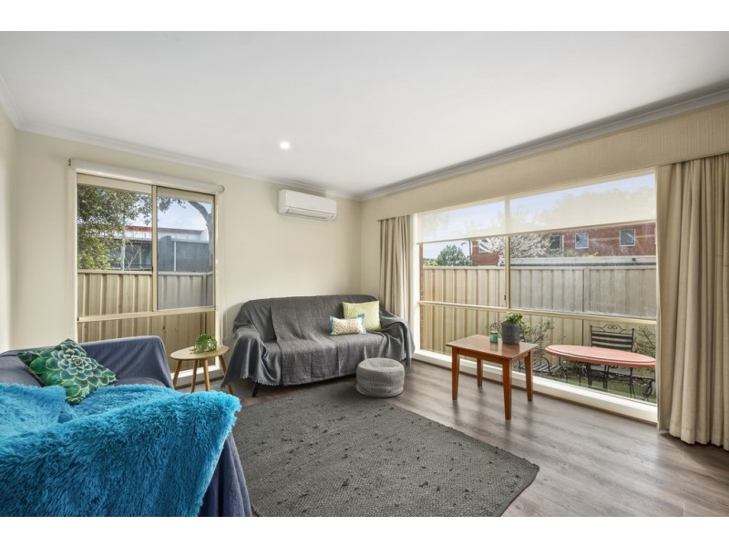 17/114 Warren Road, Mordialloc VIC 3195