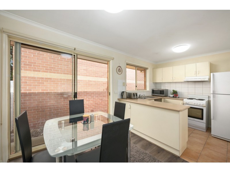17/114 Warren Road, Mordialloc VIC 3195
