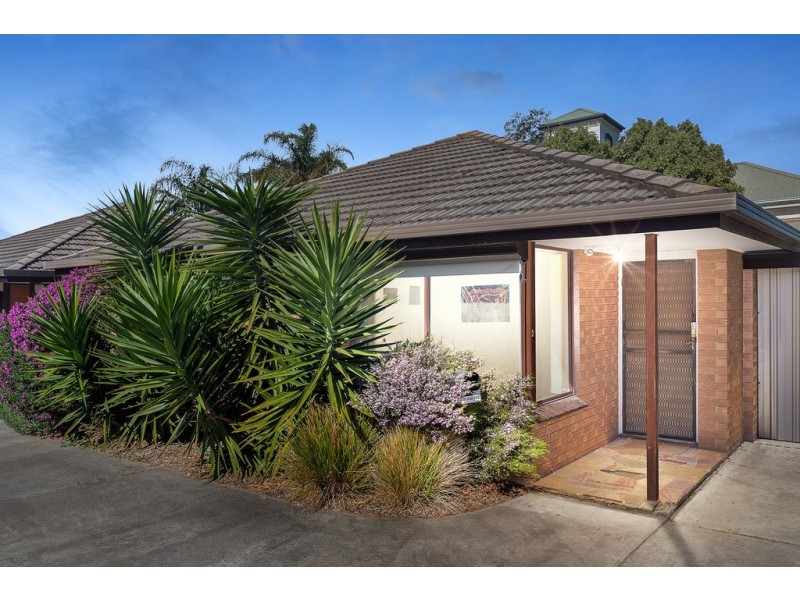 2/24 Bear Street, Mordialloc VIC 3195