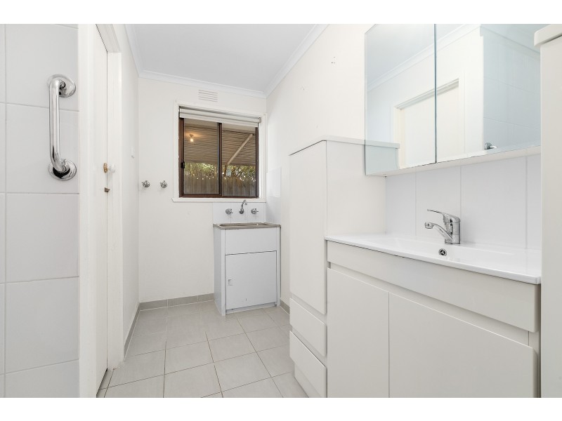 2/24 Bear Street, Mordialloc VIC 3195