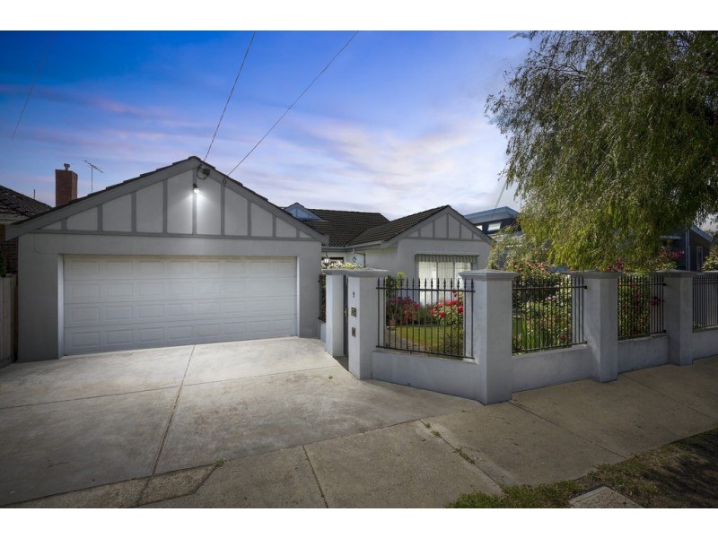 9 Thomas Street, Mordialloc VIC 3195