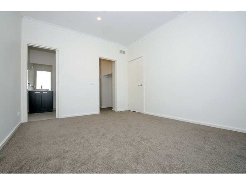 1/11 Lawrence Avenue, Aspendale VIC 3195
