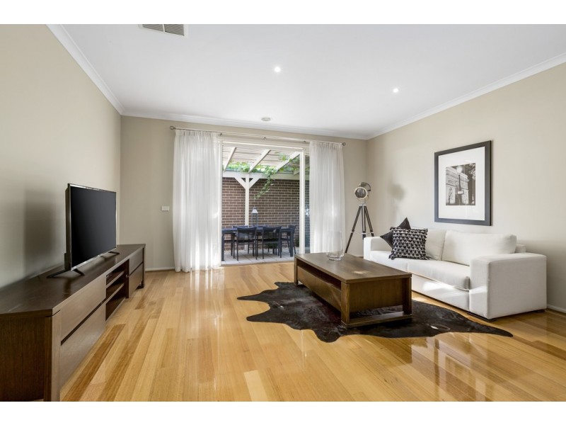 24 Georgetown Way, Officer VIC 3809