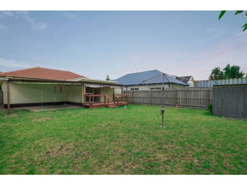 18 James Avenue, Aspendale VIC 3195