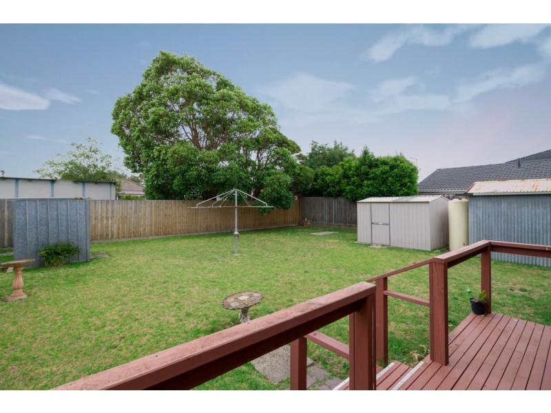 18 James Avenue, Aspendale VIC 3195