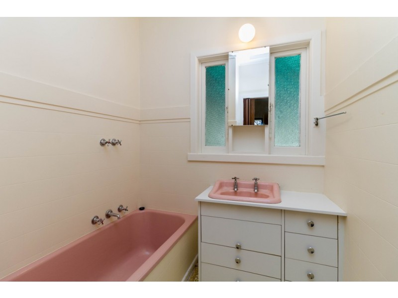 18 James Avenue, Aspendale VIC 3195