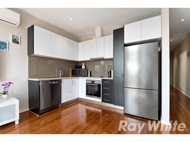 212/90 White Street, Mordialloc VIC 3195